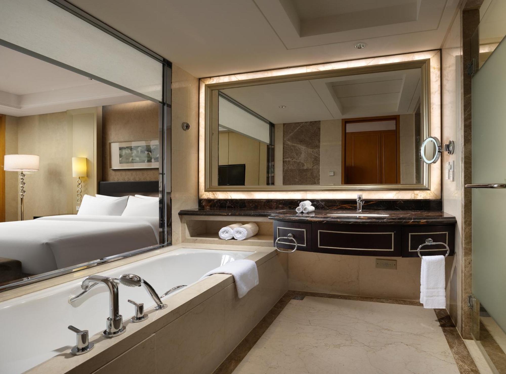 The Westin Hefei Baohe Hotel Exterior photo